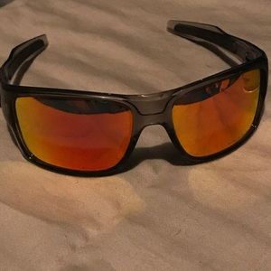 Brand new Oakley’s! Great deal 👌🏻